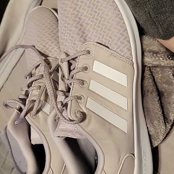 Adidas Cloudfoam Comfort shoes size 10 - Picture 2 of 3